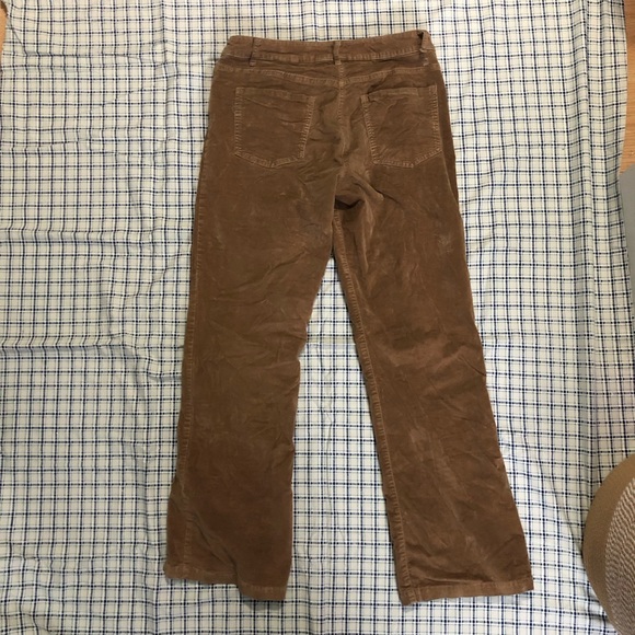 Size 8 Corduroy low rise boot cut - Picture 2 of 2